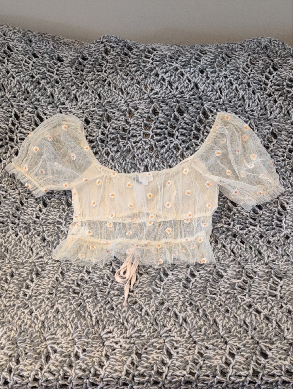 470 - Lelis Size Small Sheer Daisy Embroidered Crop Top, Cottagecore Fairycore - Picture 5 of 8